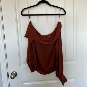 Off the shoulder long sleeve
